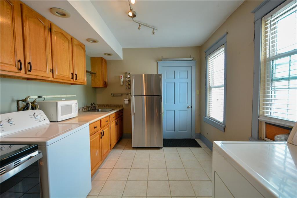 180 South 17th Street, Unit 2 Pittsburgh, PA 15203 - Photo 3 of 12