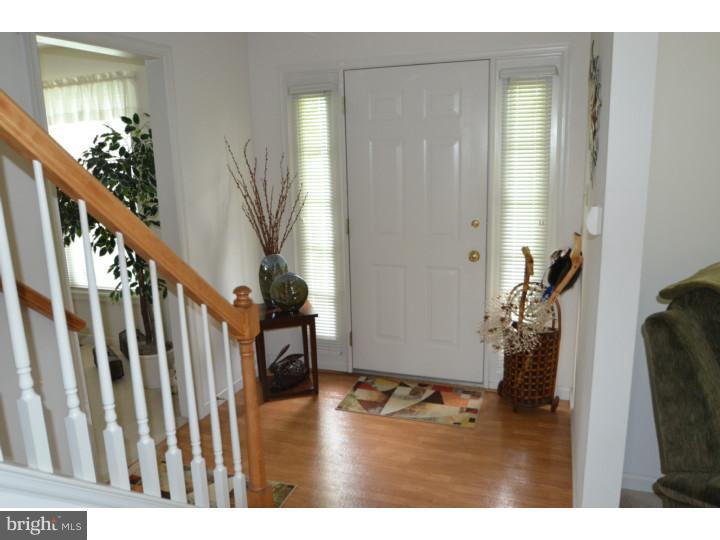 146 Bethel Road Oxford, PA 19363 - Photo 2 of 25 Foyer
