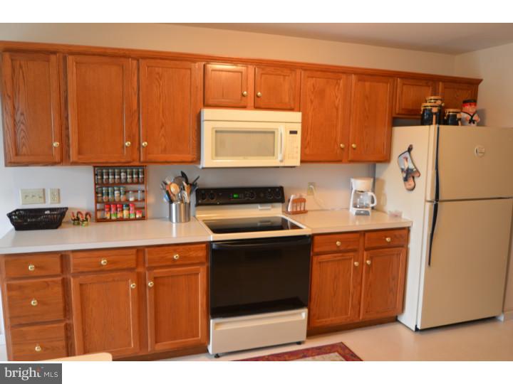 146 Bethel Road Oxford, PA 19363 - Photo 7 of 25 Kitchen