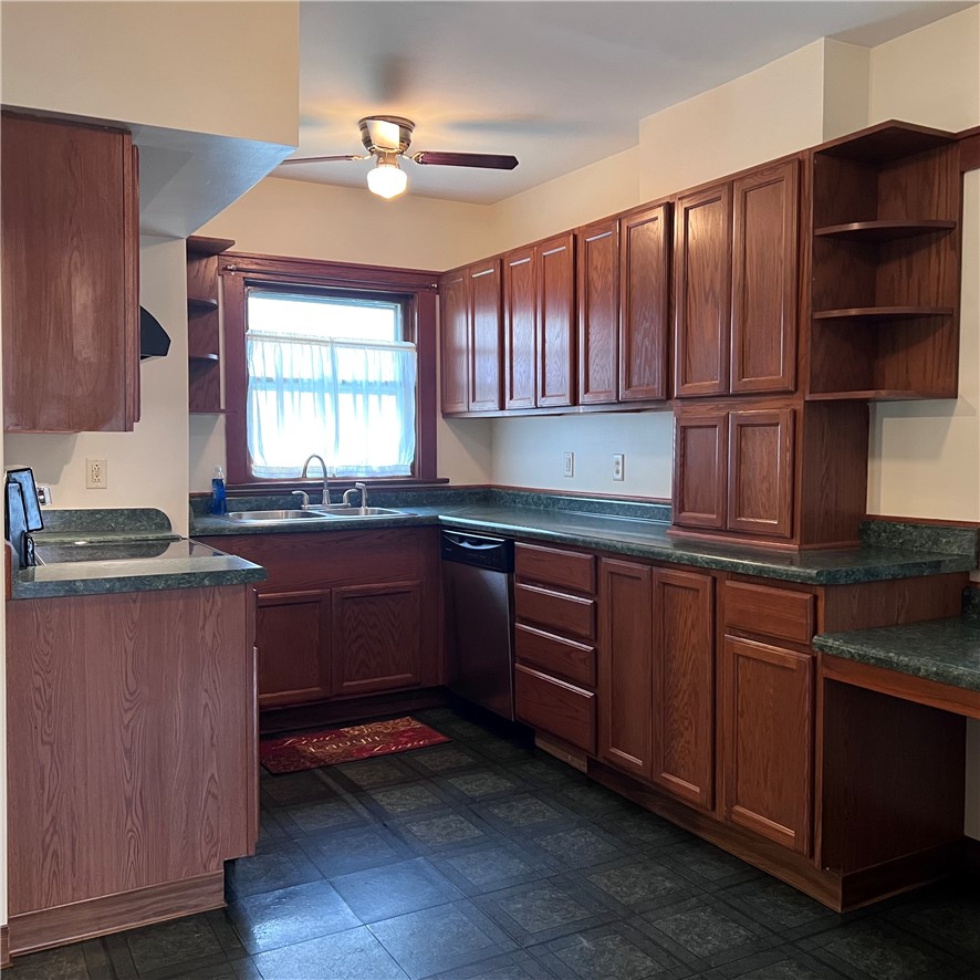 1328 West Riverview Avenue Decatur, IL 62522 - Photo 13 of 31