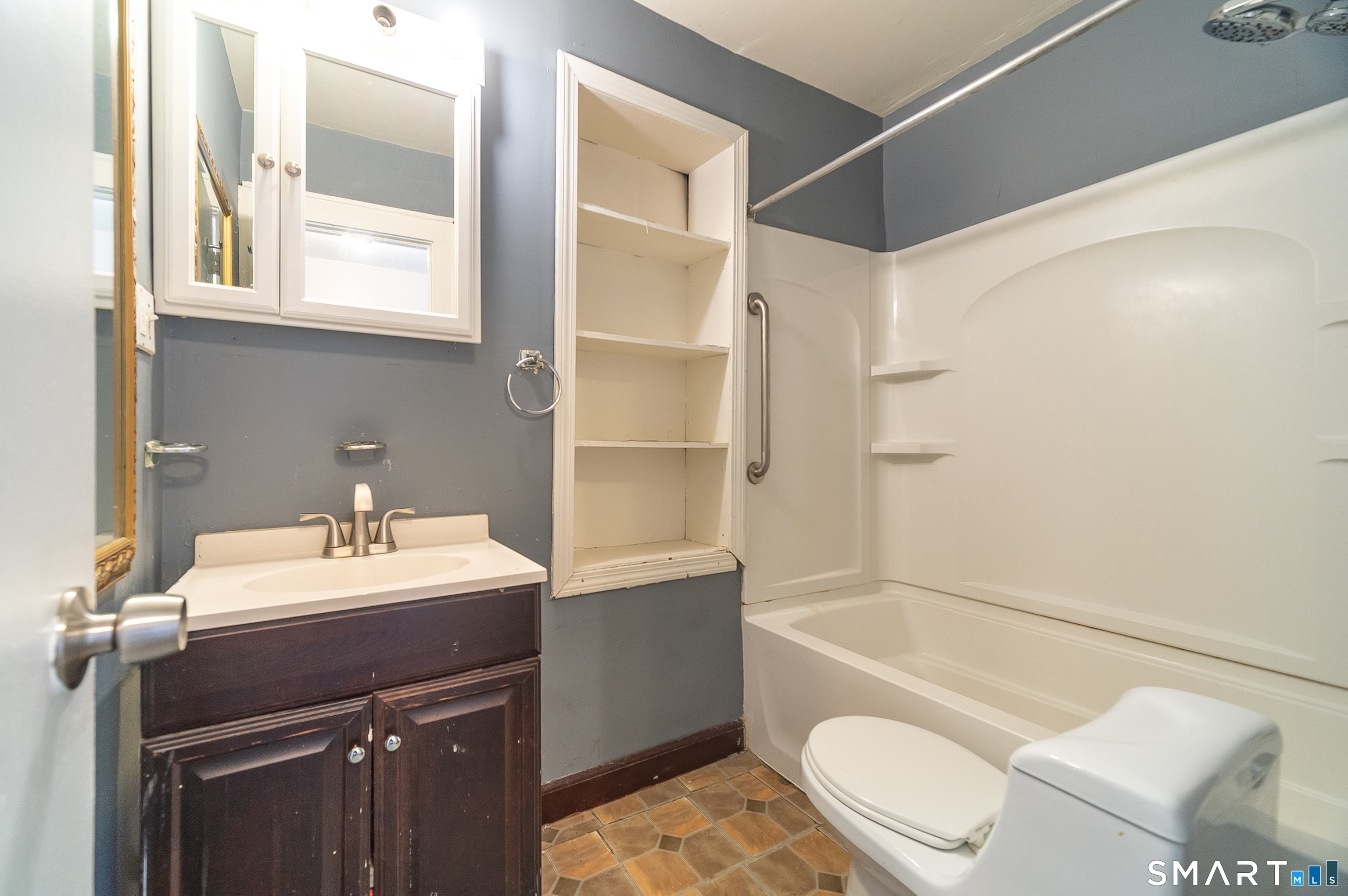 199 Woodend Road Stratford, CT 06615 - Photo 14 of 32