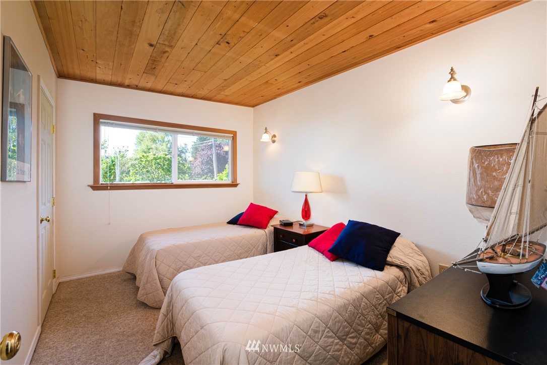 6302 South Shore Road Anacortes, WA 98221 - Photo 28 of 39 Gallery Image 28