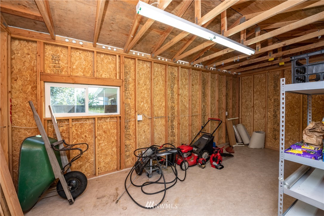 6302 South Shore Road Anacortes, WA 98221 - Photo 36 of 39 Gallery Image 36