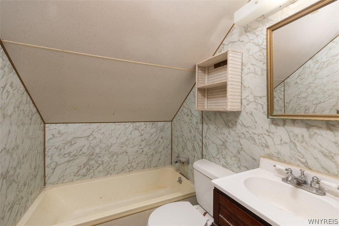 1827 Maxon Road Bennington, NY 14011 - Photo 9 of 26