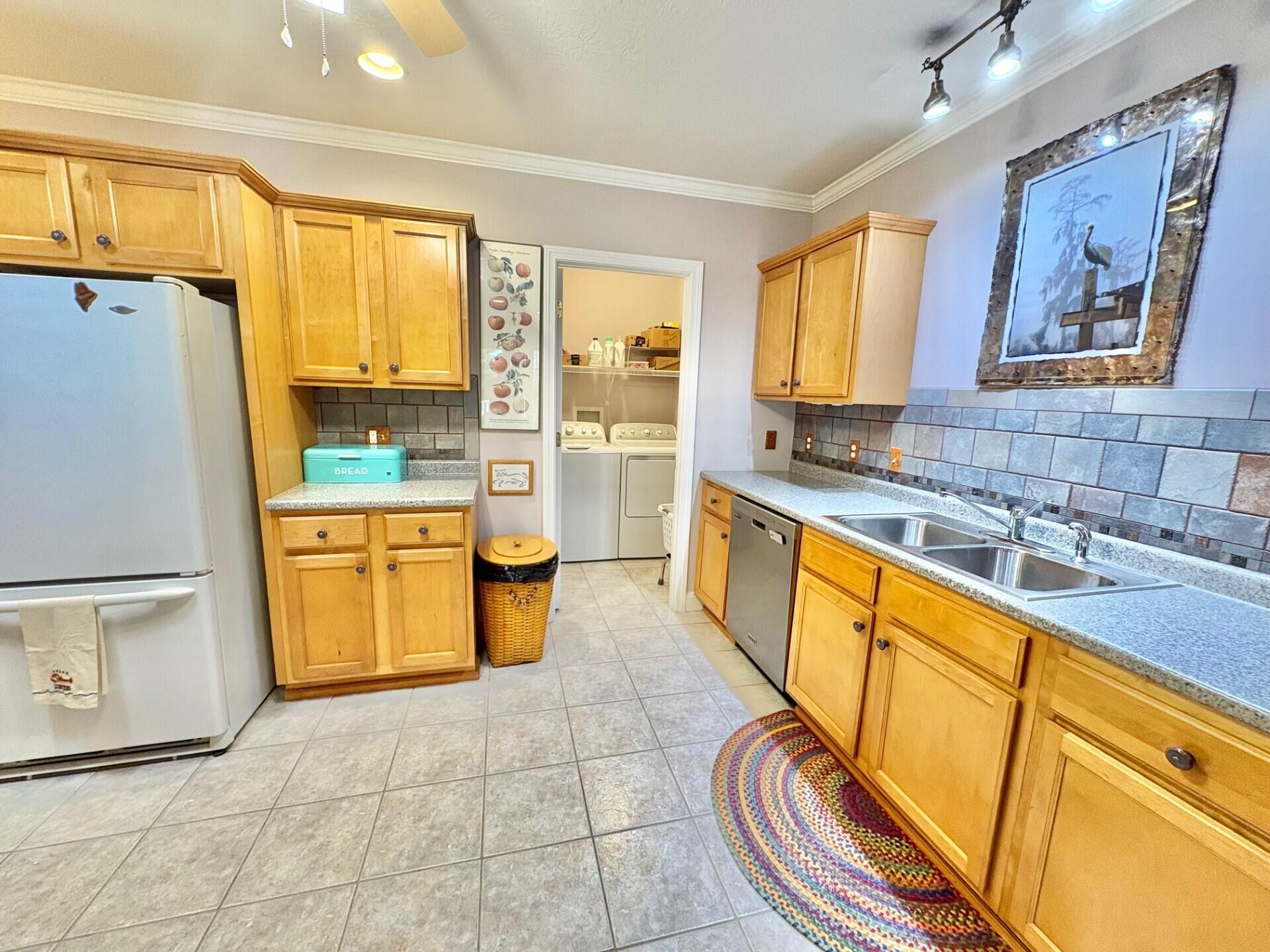 84 Kavanaugh Road, Unit 84 Old Orchard Beach, ME 04064 - Photo 8 of 32 kit new 2