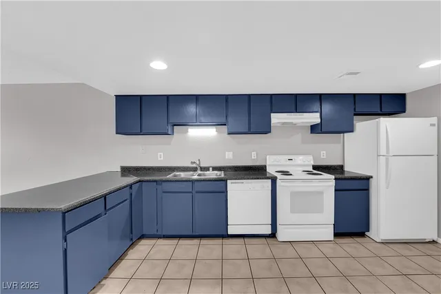 $700,000 | 5325 Redberry Street, Las Vegas, NV 89108