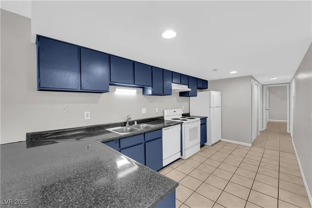 $700,000 | 5325 Redberry Street, Las Vegas, NV 89108