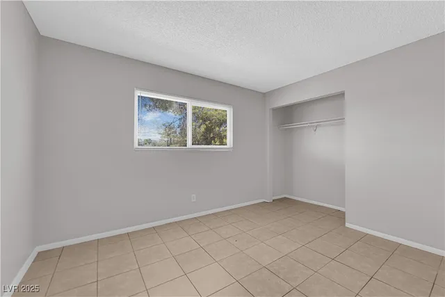 $700,000 | 5325 Redberry Street, Las Vegas, NV 89108