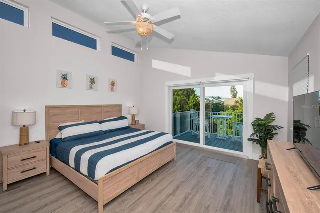 $1,890,000 | 106 20th Avenue, Indian Rocks Beach, FL 33785