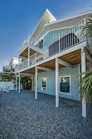 $1,890,000 | 106 20th Avenue, Indian Rocks Beach, FL 33785