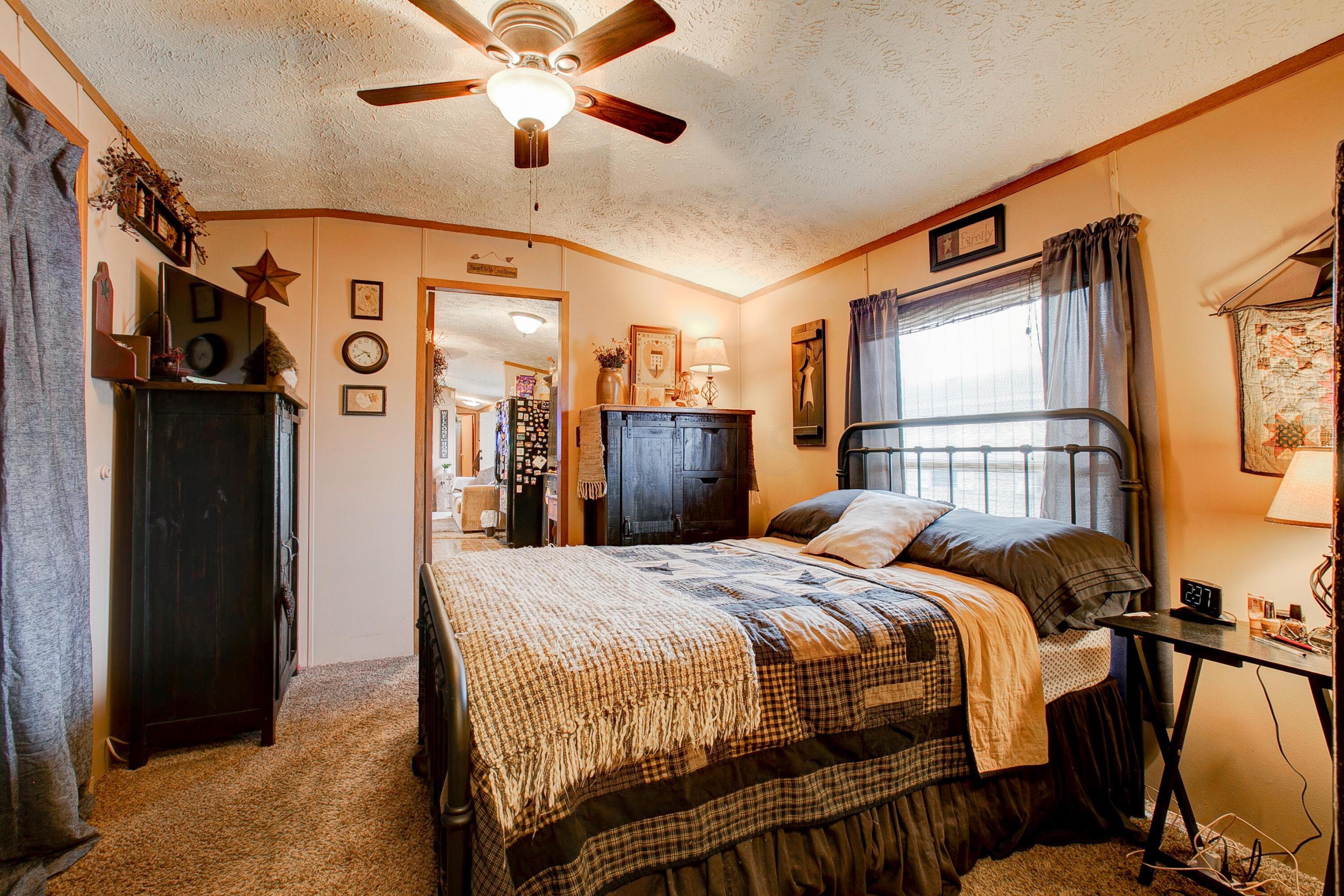 4711 Walnut Road, Unit L26 Buckeye Lake, OH 43008 - Photo 6 of 22 Owner's Suite