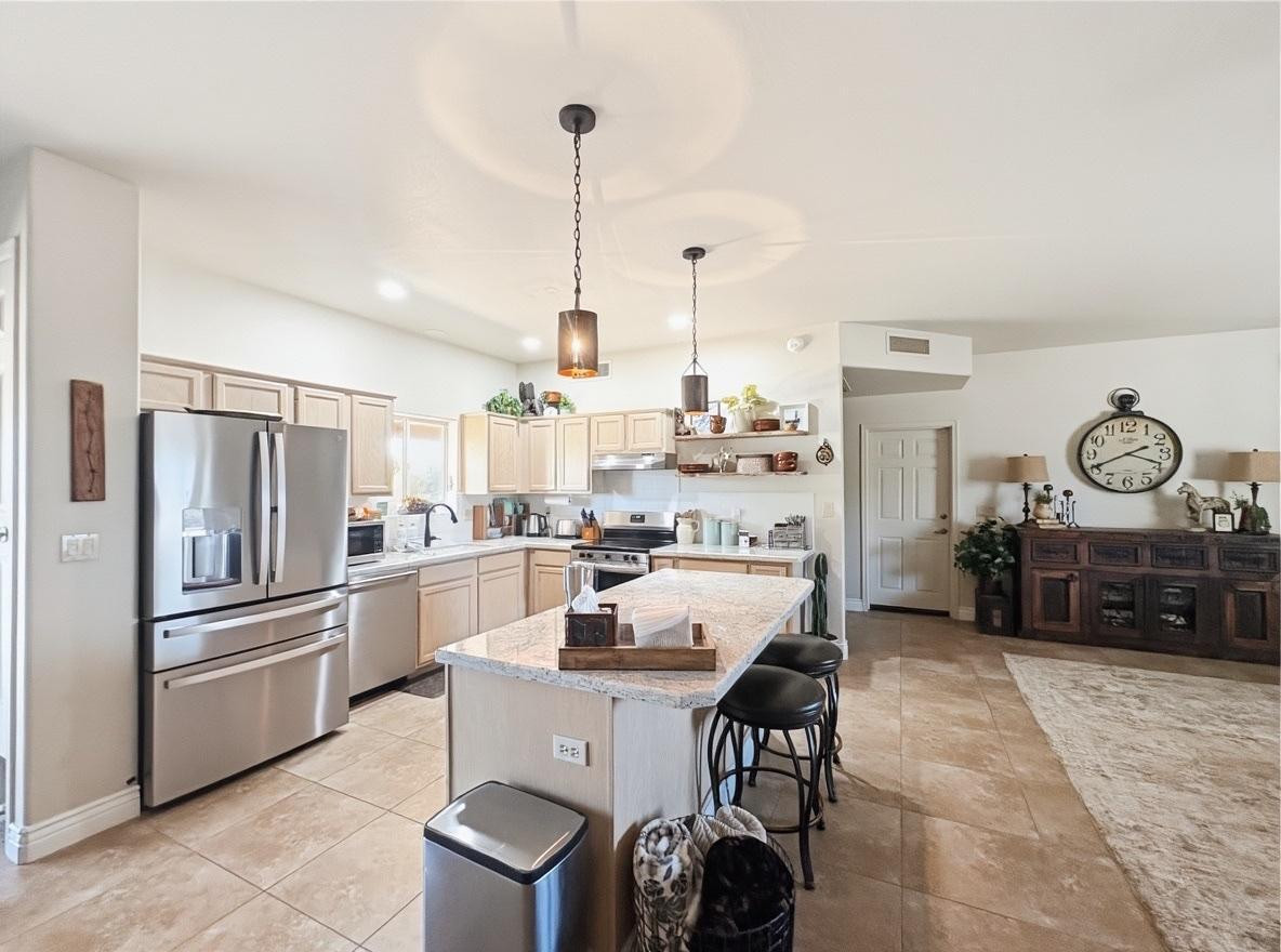 1033 East Irvine Road Phoenix, AZ 85086 - Photo 5 of 26