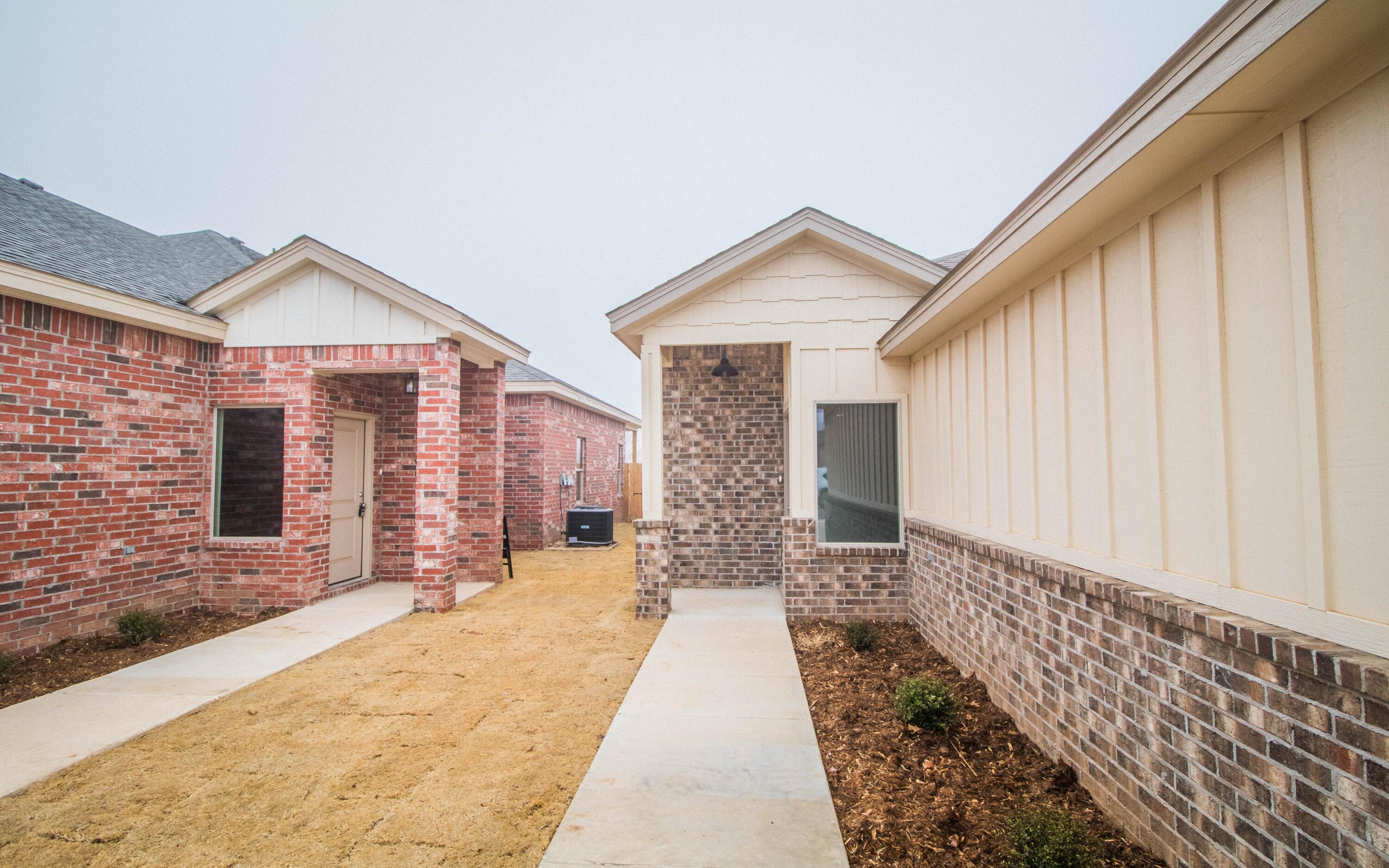 2015 102nd Street Lubbock, TX 79423 - Photo 1 of 24 Entry