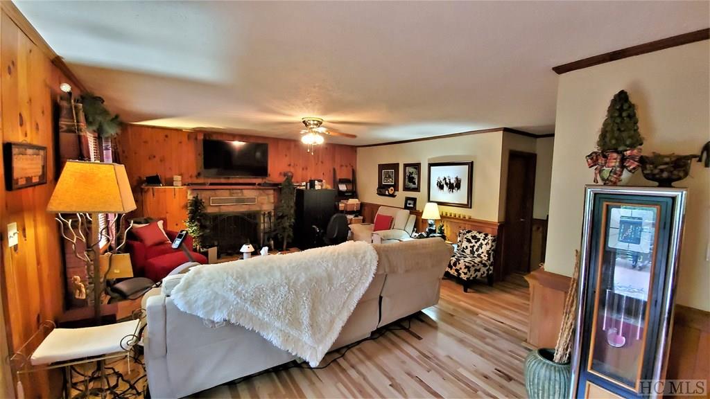 455 Silver Run Road Cashiers, NC 28717 - Photo 2 of 9 Gallery Image 2