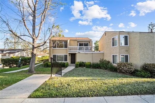 $560,000 | 15194 Campus Park Drive, Unit D, Moorpark, CA 93021
