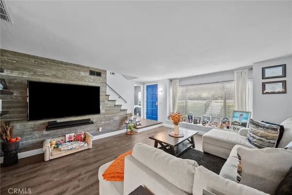 $560,000 | 15194 Campus Park Drive, Unit D, Moorpark, CA 93021