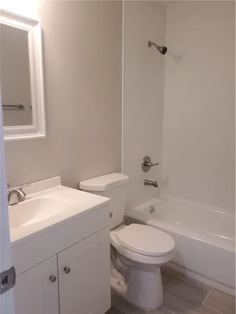 $1,595 | 3300 South 7th Street, Unit B, Fort Pierce, FL 34982