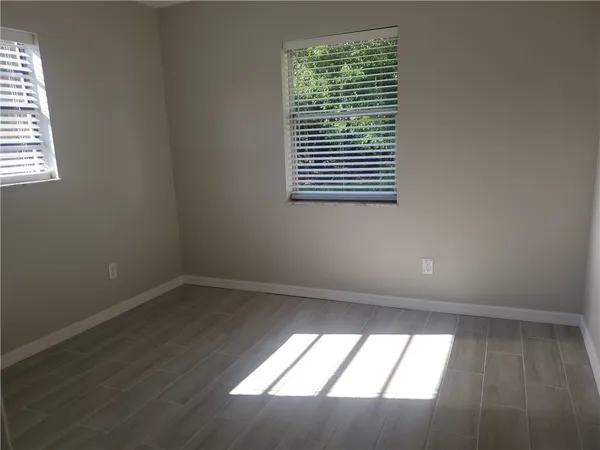 $1,595 | 3300 South 7th Street, Unit B, Fort Pierce, FL 34982