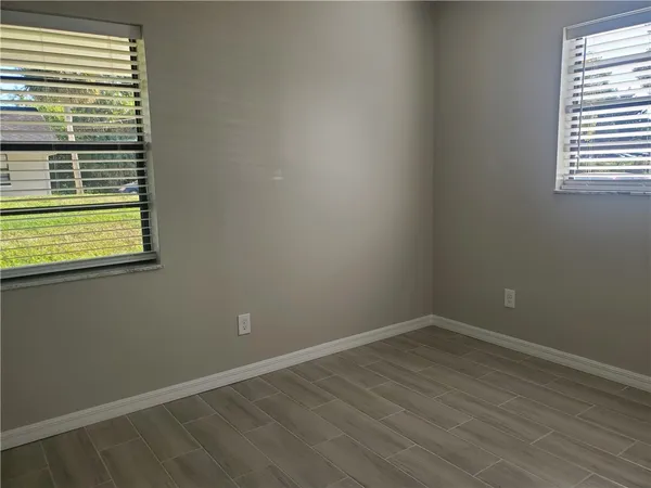 $1,595 | 3300 South 7th Street, Unit B, Fort Pierce, FL 34982