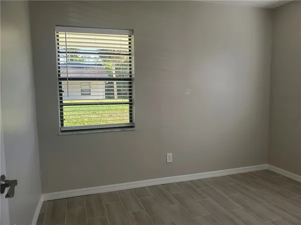 $1,595 | 3300 South 7th Street, Unit B, Fort Pierce, FL 34982