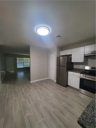 $1,595 | 3300 South 7th Street, Unit B, Fort Pierce, FL 34982