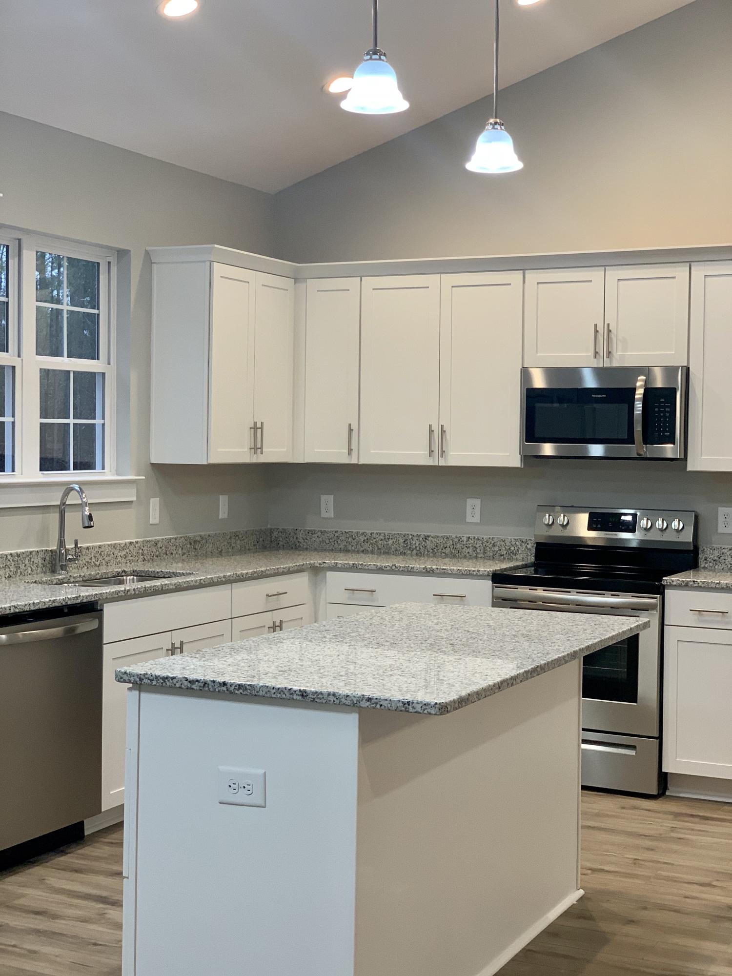 598 Hiers Corner Road Walterboro, SC 29488 - Photo 6 of 22 IMG_1265