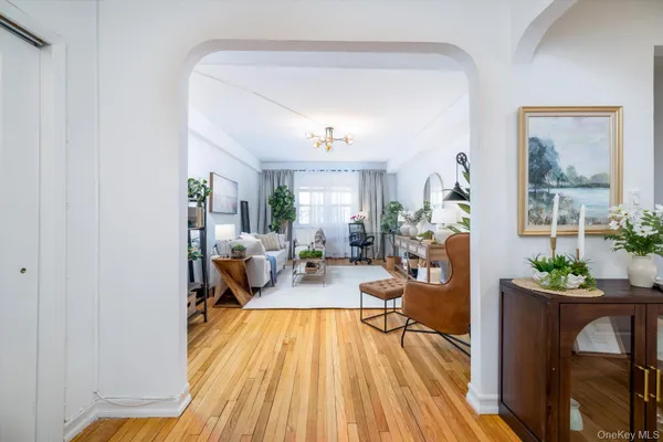 $260,000 | 518 Beach 139th Street, Unit B6 | Belle Harbor