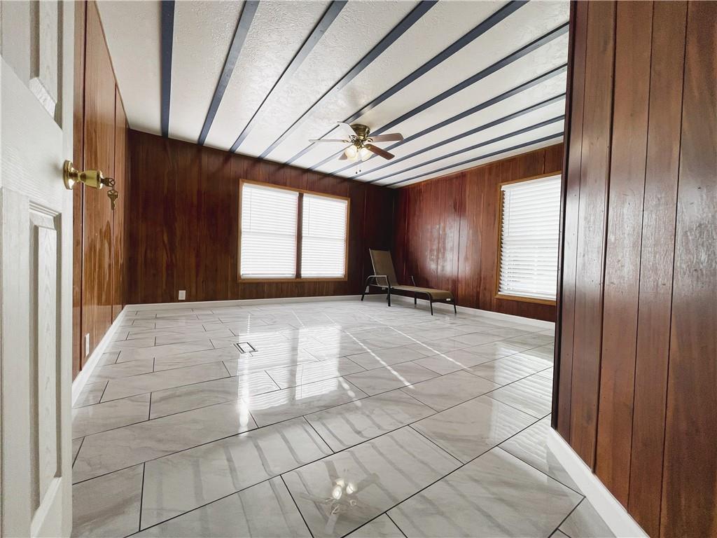 6225 Lollis Creek Road Flowery Branch, GA 30542 - Photo 15 of 36 a view of entryway