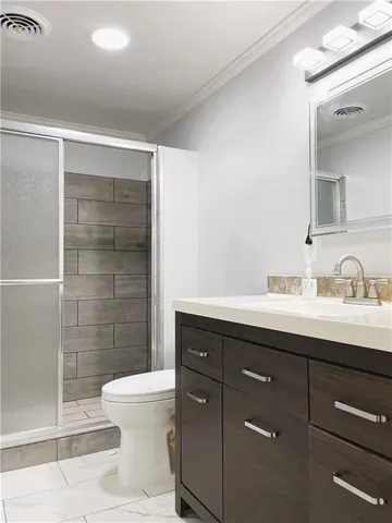 a view of empty room with windows