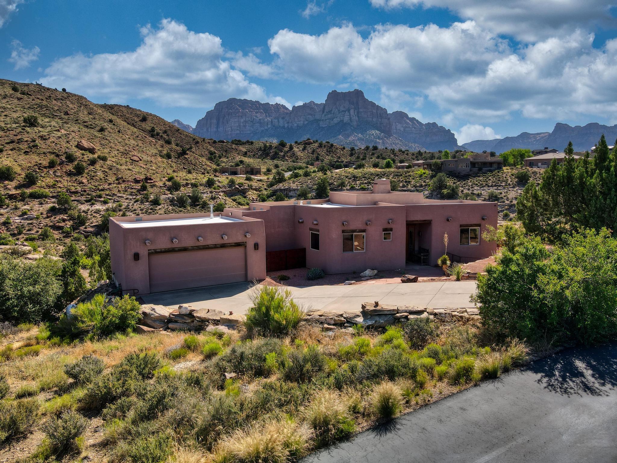 2907 Zuni Circle Springdale, UT 84767 - Photo 61 of 99 "Protected Views. End-of-Cul-de-Sac Privacy. Minutes from Zion NP."