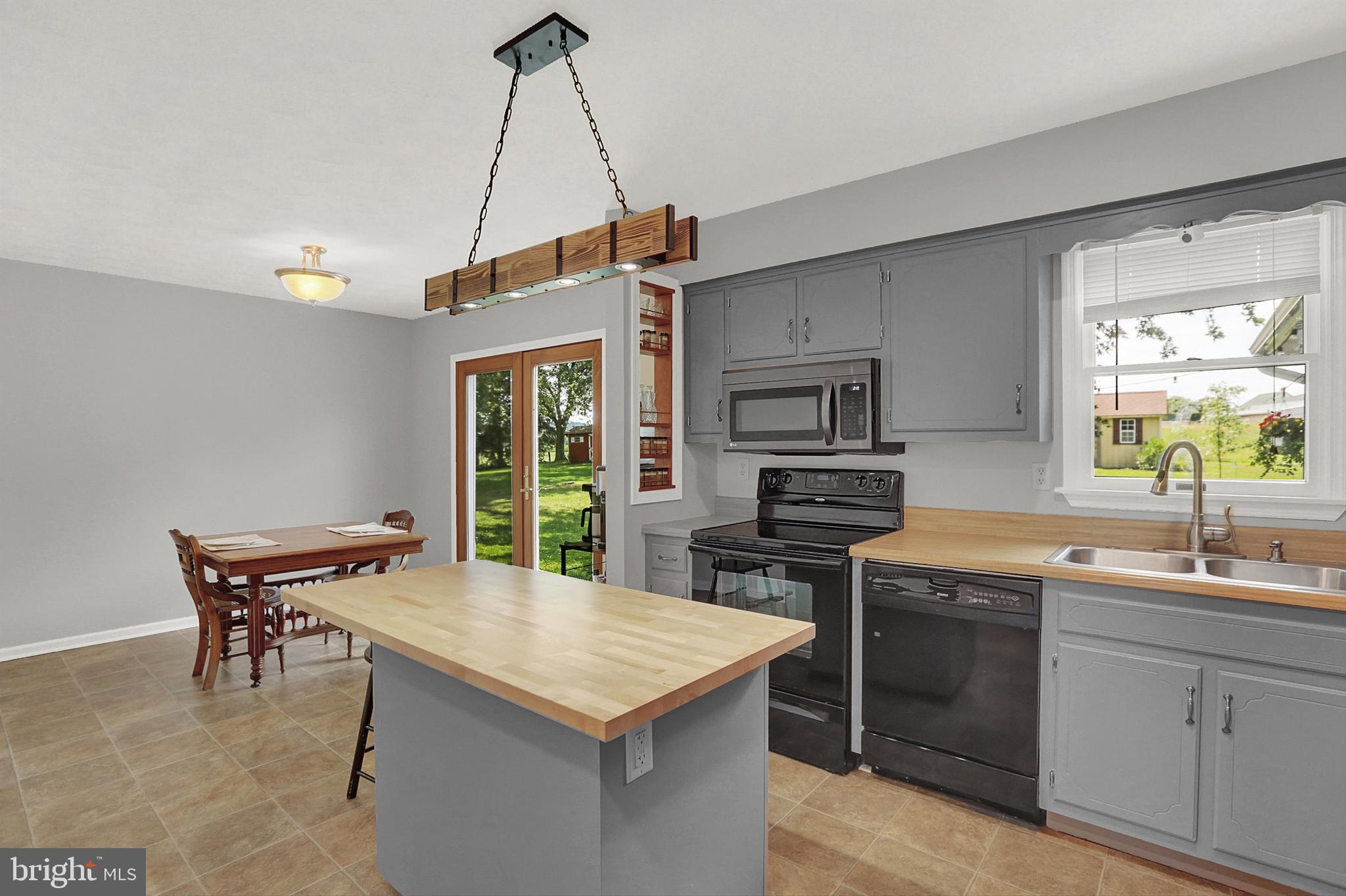 50 Trail Road South Elizabethtown, PA 17022 - Photo 12 of 50