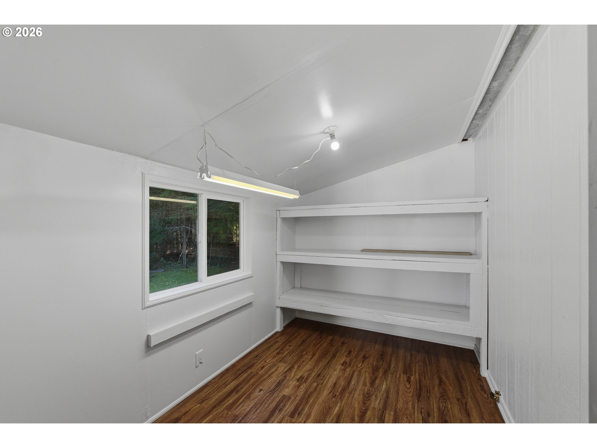 93608 Easy Lane Coos Bay, OR 97420 - Photo 31 of 44 Bonus Room