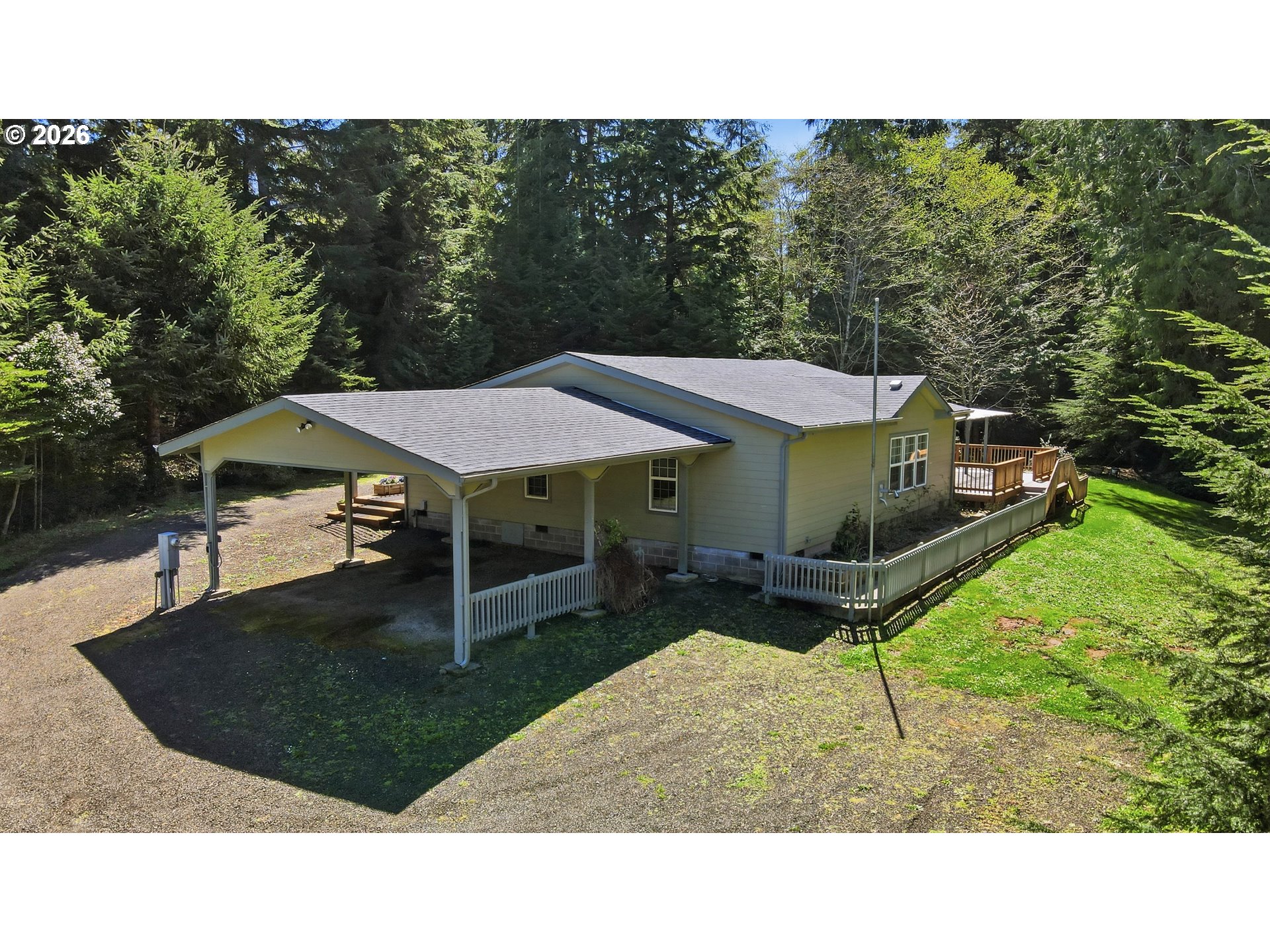 93608 Easy Lane Coos Bay, OR 97420 - Photo 34 of 44 Carport