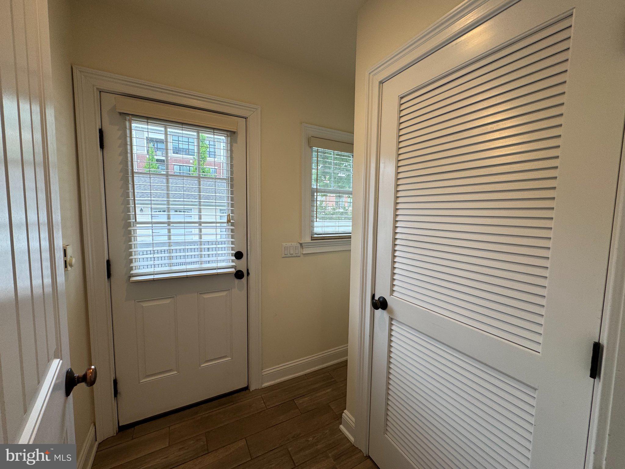 16 Harris Road Princeton, NJ 08540 - Photo 11 of 25 Bright and inviting entryway space.