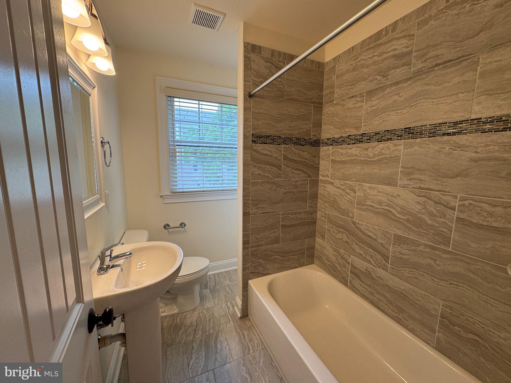 16 Harris Road Princeton, NJ 08540 - Photo 17 of 25 Modern bathroom with elegant tiles.