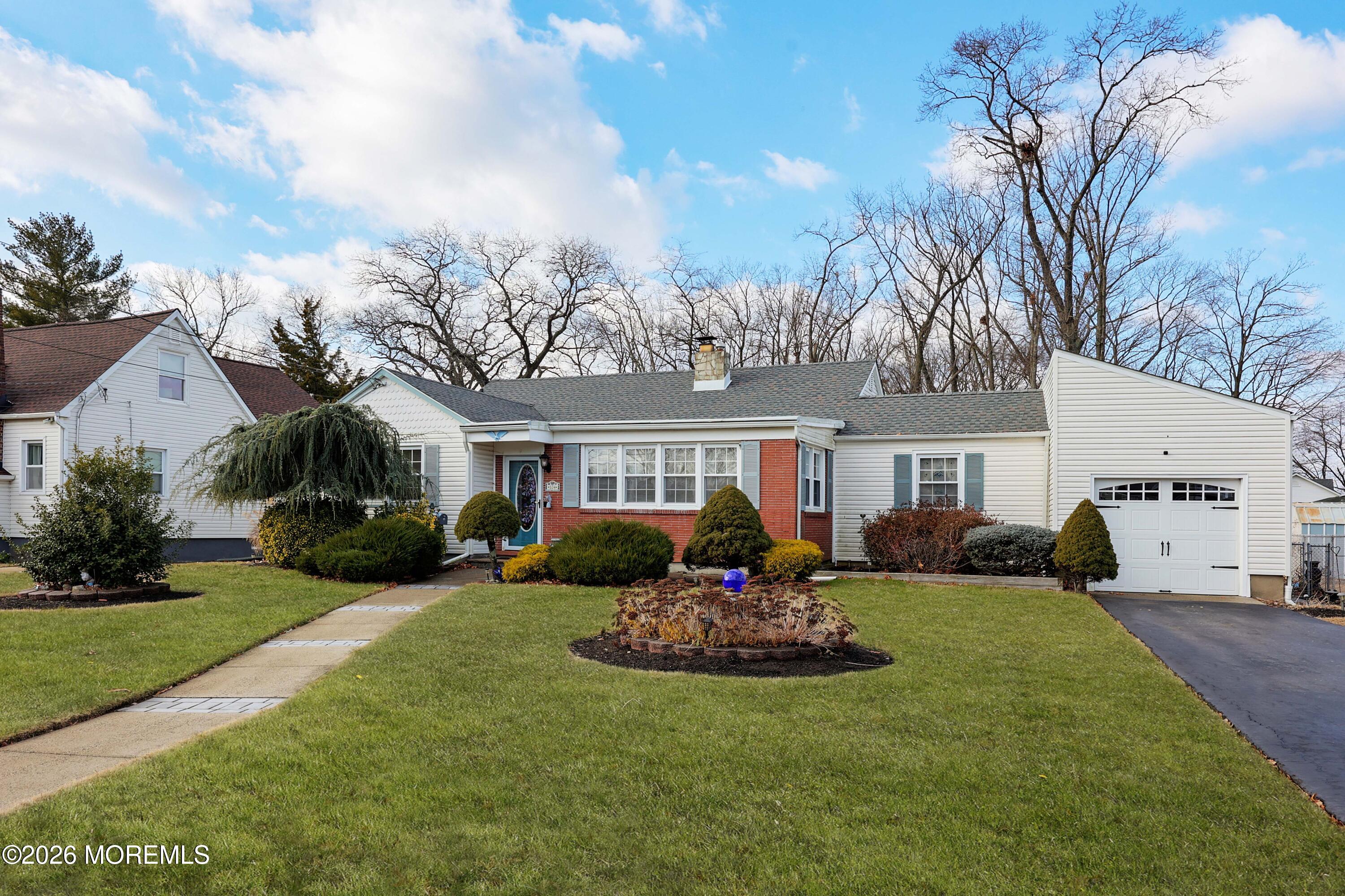 758A3267_68_69_70_71