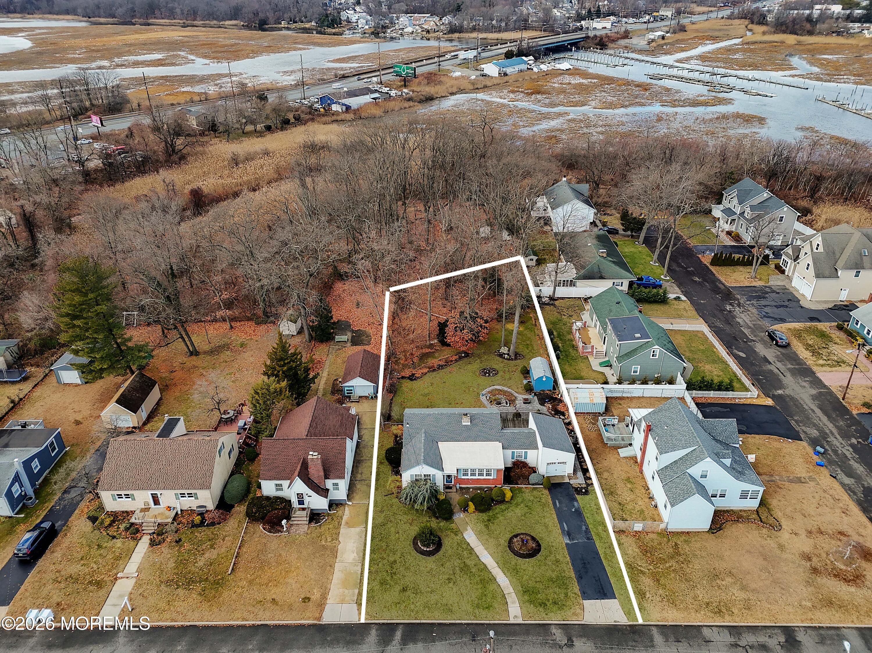 104 Therese Avenue Keyport, NJ 07735 - Photo 31 of 32 Aprox. Outline of Property