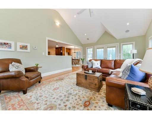 27 York Road Winchester, MA 01890 - Photo 11 of 28 Gallery Image 11