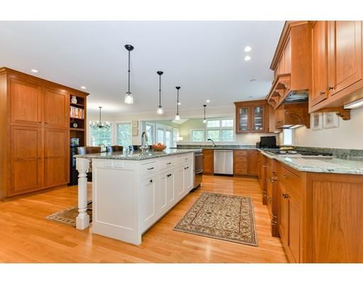 27 York Road Winchester, MA 01890 - Photo 4 of 28 Gallery Image 4