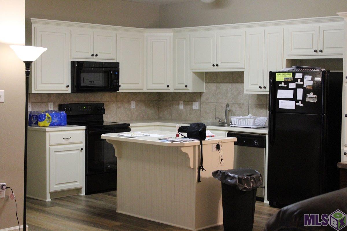 15075 Banff Court Baton Rouge, LA 70819 - Photo 2 of 11 Gallery Image 2