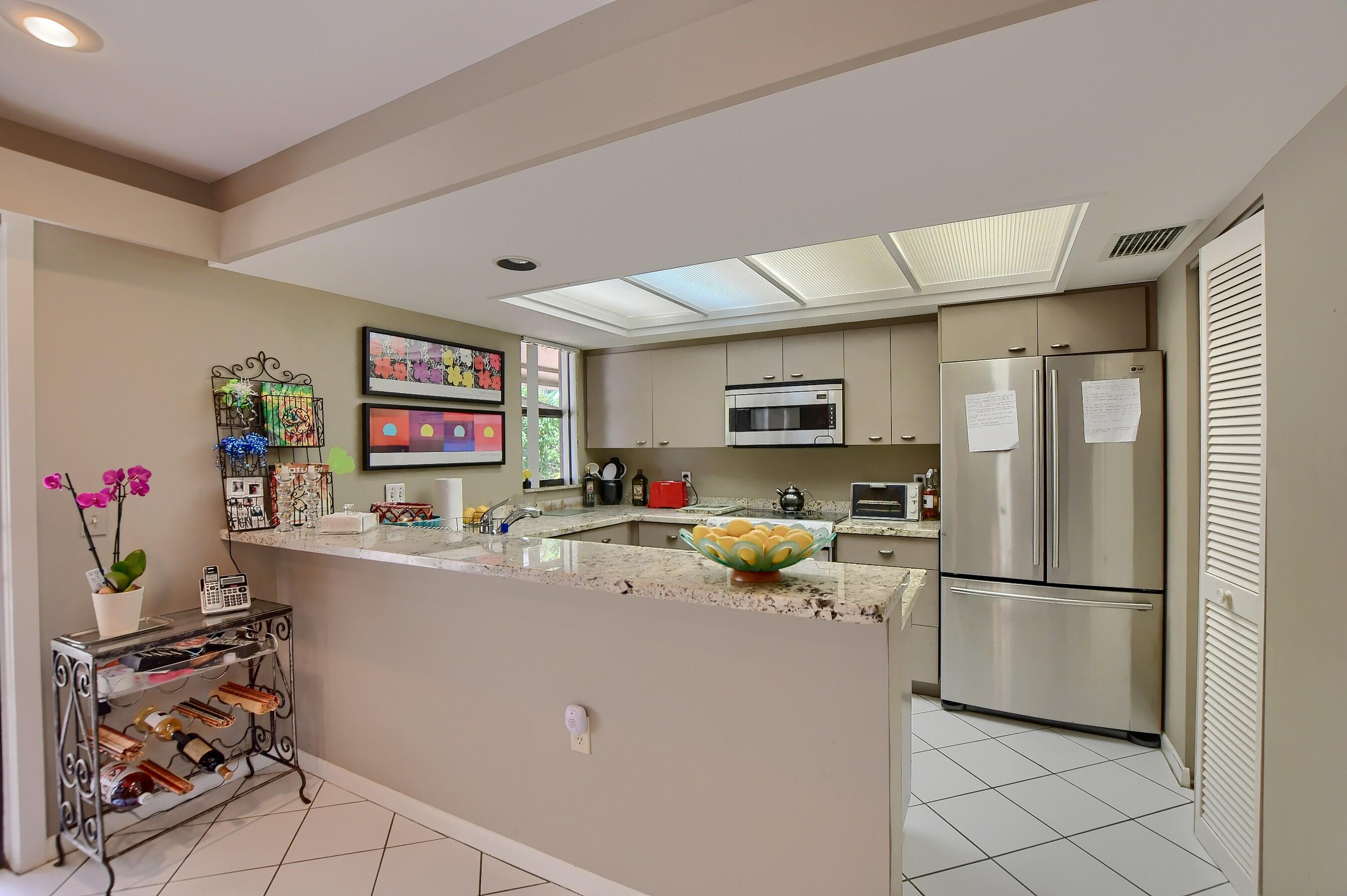 19957 Trevi Way, Unit F Boca Raton, FL 33434 - Photo 14 of 67 Kitchen