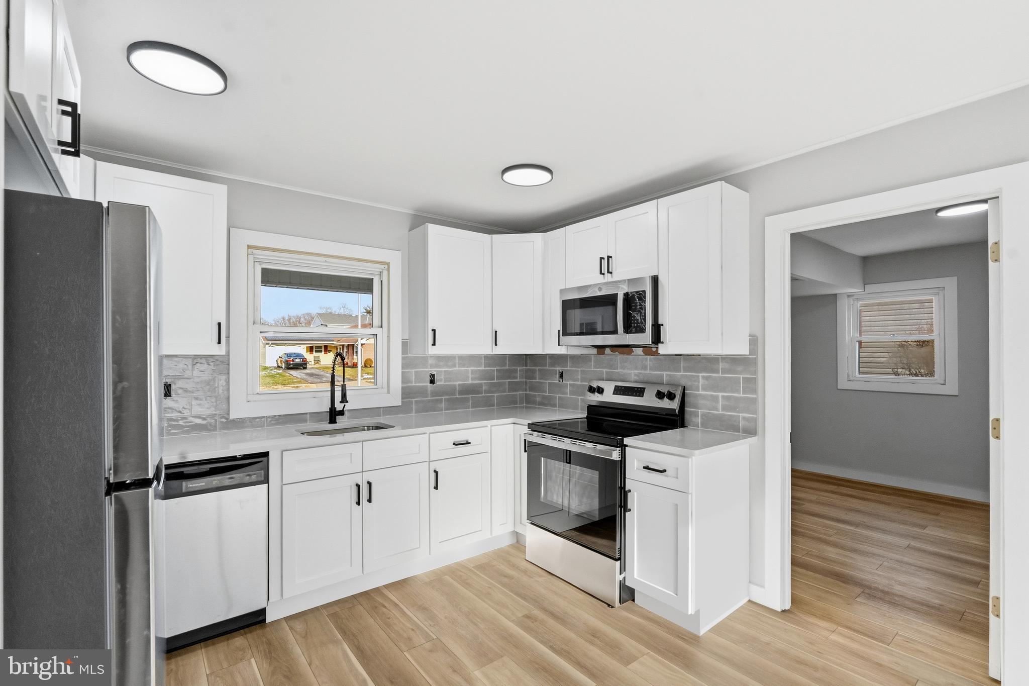 46 Parish Lane Willingboro, NJ 08046 - Photo 9 of 36