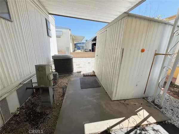 a view of backyard with a sink