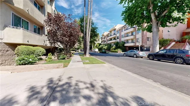 a car parked in front of a building