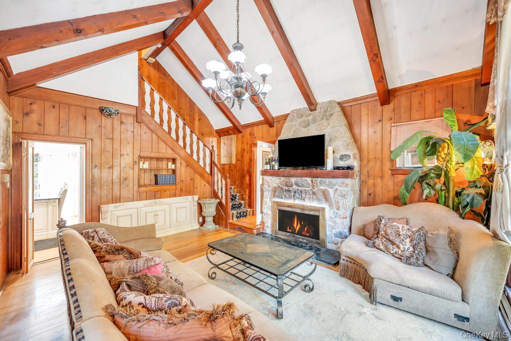 122 Dawn Road Rocky Point, NY 11778 - Photo 15 of 30