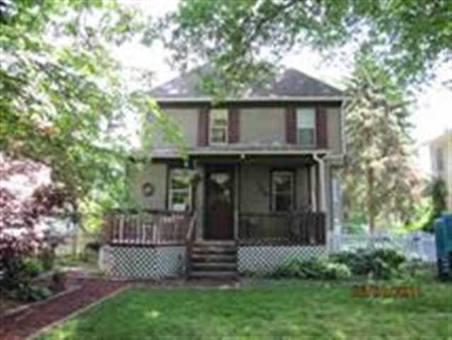 729 3rd Street Moline, IL 61265 - Photo 11 of 12 Gallery Image 11