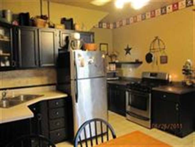 729 3rd Street Moline, IL 61265 - Photo 9 of 12 Gallery Image 9