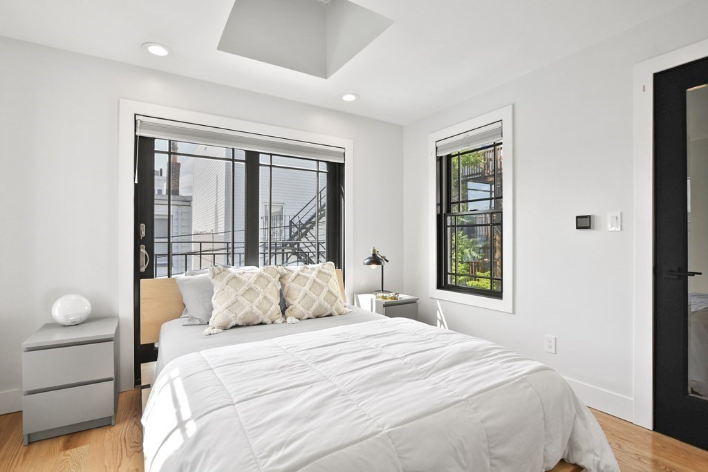 28 F Street Boston, MA 02127 - Photo 20 of 37