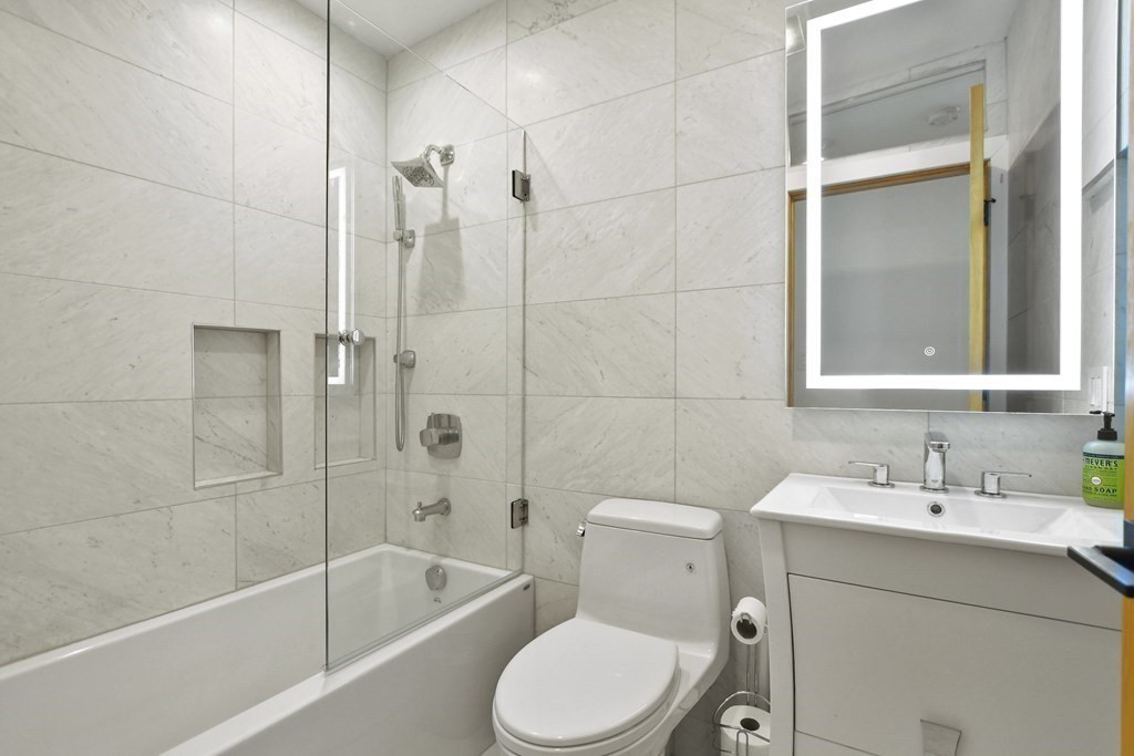 28 F Street Boston, MA 02127 - Photo 25 of 37