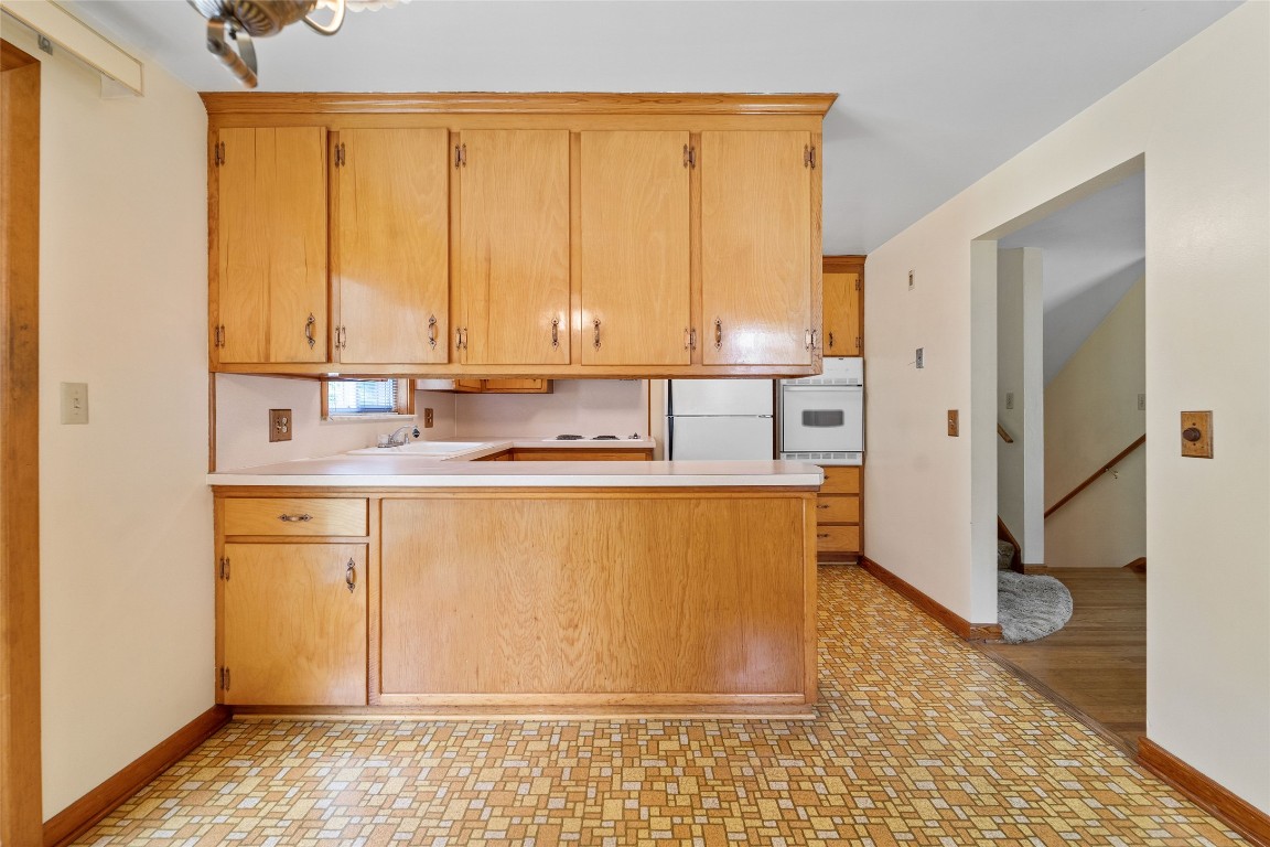 4820 Country Club Road Vestal, NY 13850 - Photo 14 of 24 Gallery Image 14